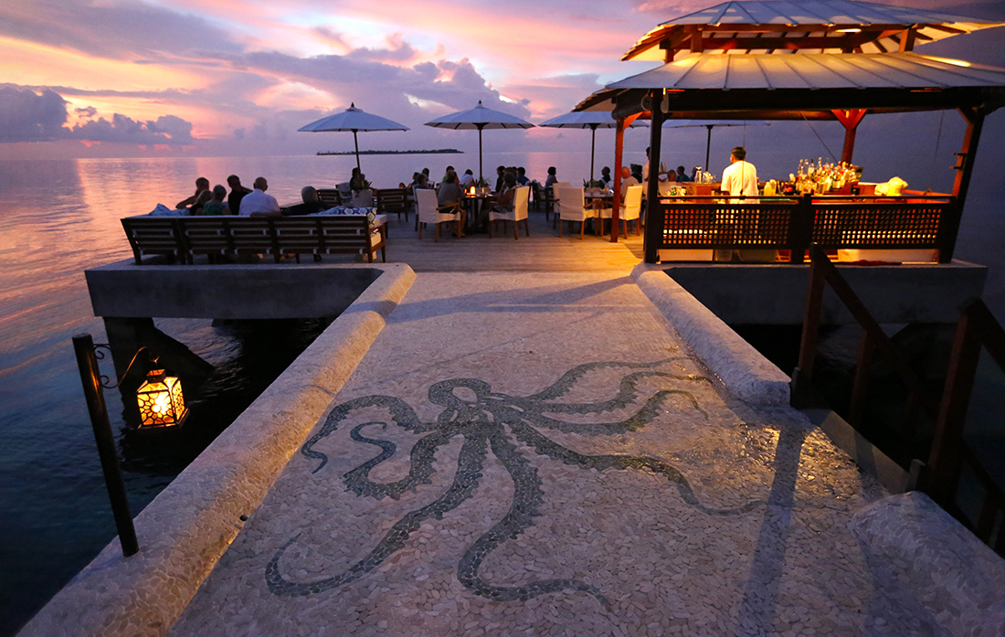 Sitting ringside during sunset at Wakatobi’s jetty bar is a great way to toast the end of another fantastic day.